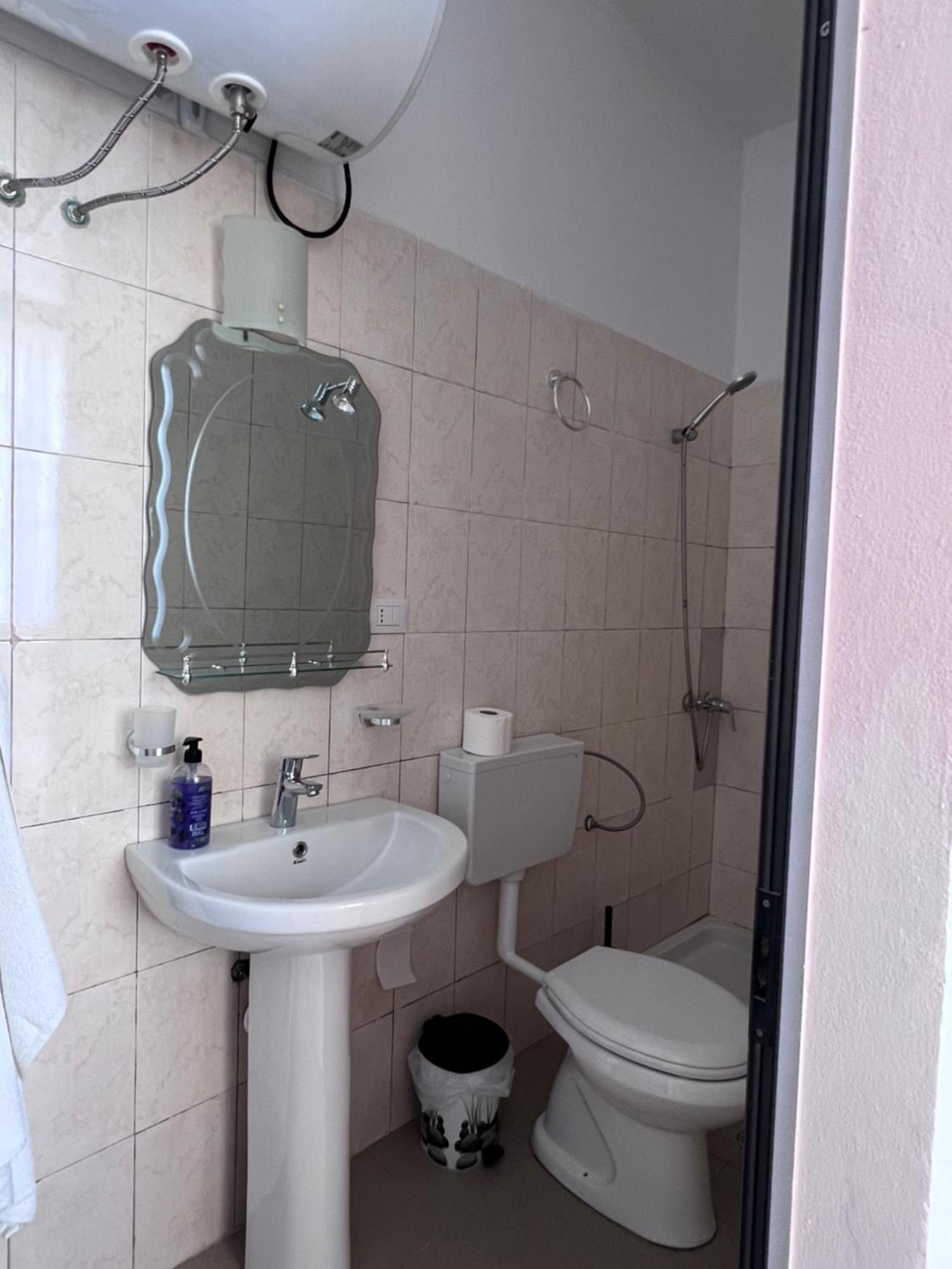 Hostel Internacional Grile ภายนอก รูปภาพ